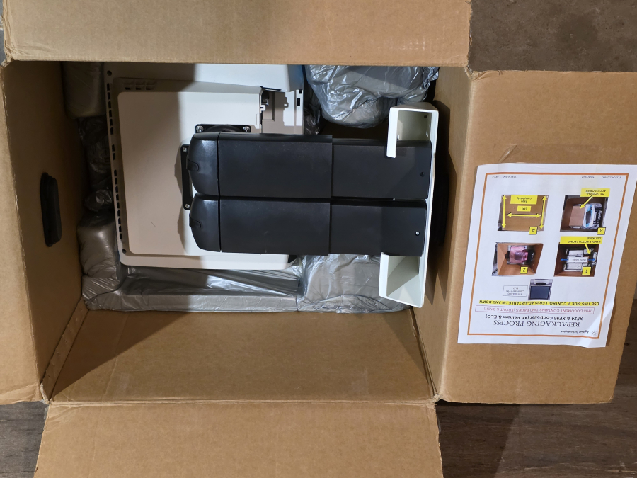 Seahorse Bioscience XF96 Extracellular Flux Analyzer w/ Monitor; SN:201475/201317, photo 9 of 22