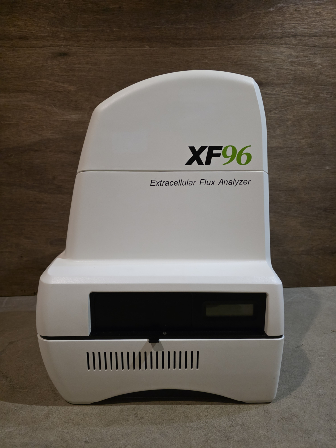 Seahorse Bioscience XF96 Extracellular Flux Analyzer w/ Monitor; SN:201475/201317, photo 12 of 22
