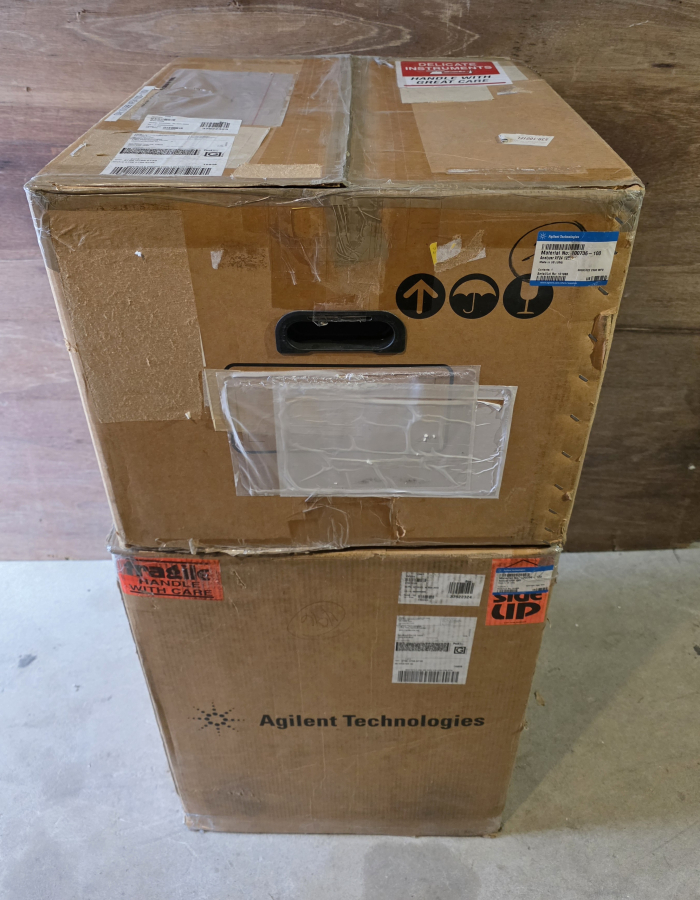 Seahorse Bioscience XF24-3 Extracellular Flux Analyzer w/ Monitor; SN:101434A/101388, photo 2 of 29