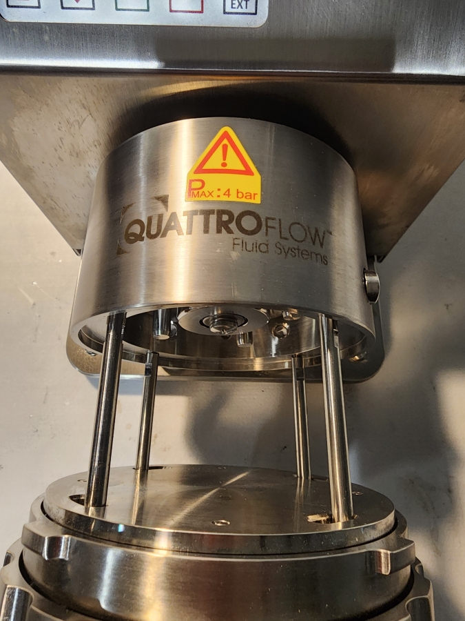 QuattroFlow Fluid Systems QF12SUHT5-A-EZ Diaphragm Pump Drive, photo 4 of 6