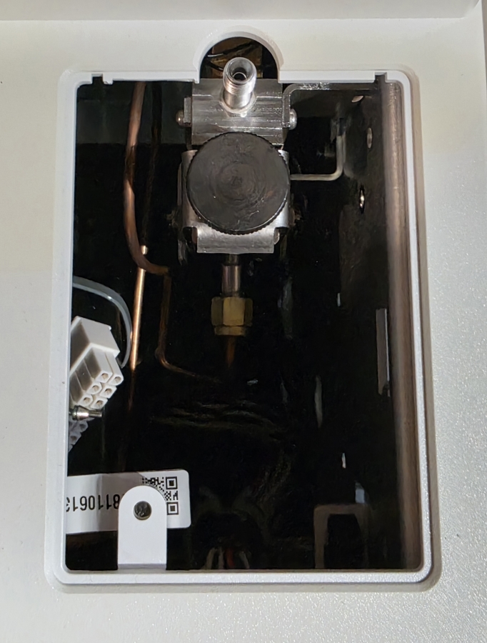 Agilent Intuvo 9000(G3952A) Gas Chromatograph System; SN:CN18130004, photo 19 of 56