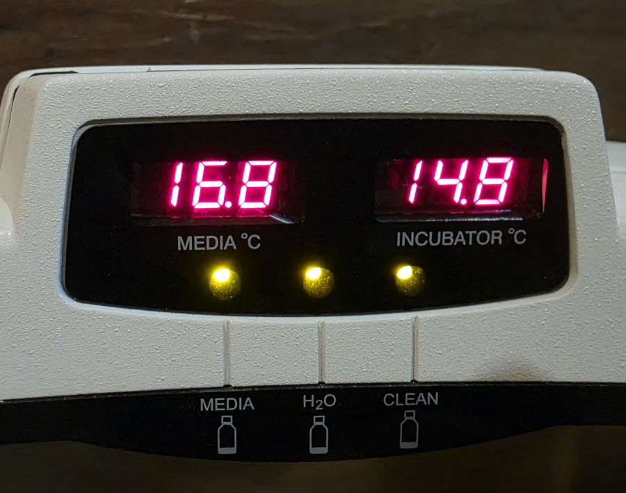 Agilent 101200-100 Seahorse Flux Analyzer XF Prep Station + Accessories; SN:301382/301515R, photo 40 of 49