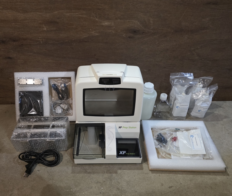 Agilent 101200-100 Seahorse Flux Analyzer XF Prep Station + Accessories; SN:301382/301515R, photo 47 of 49