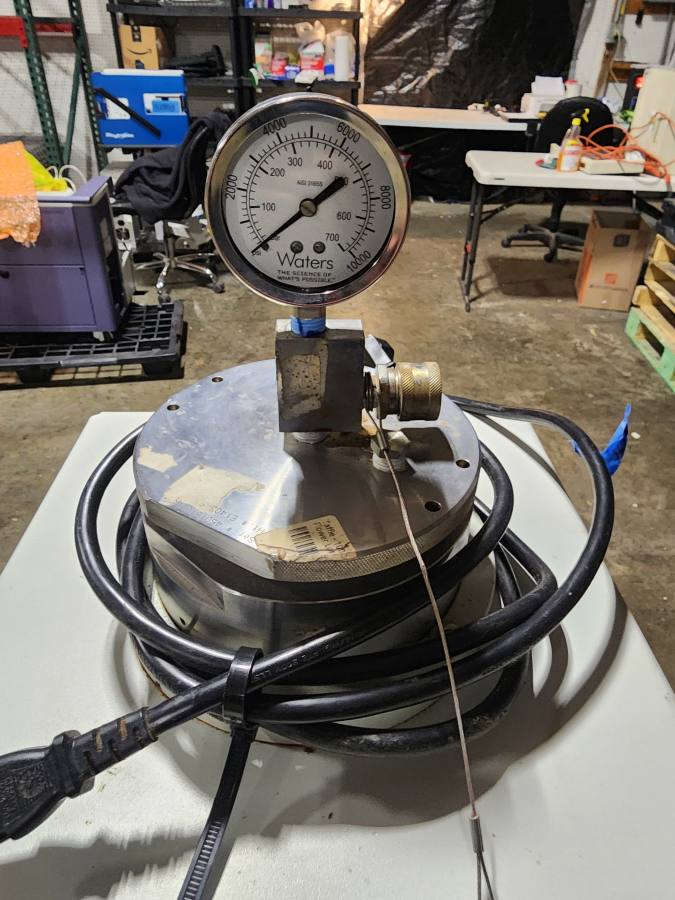 Waters Heated CO2 Extraction Pressure Vessel SFE SFC Cannabis Botanical 04822-1, photo 9 of 9
