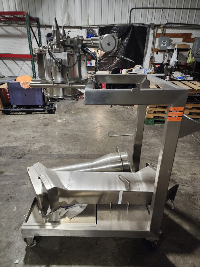 Glatt TKS Split Butterfly Valve Pneumatic Containment Valve + Discharge Hopper, photo 4 of 9