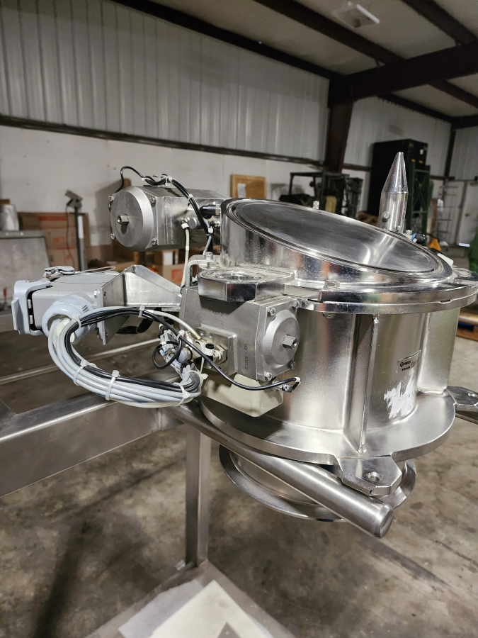 Glatt TKS Split Butterfly Valve (SBV) Pneumatic Containment Valve w/ Air Reservoir System & Stand, photo 5 of 7