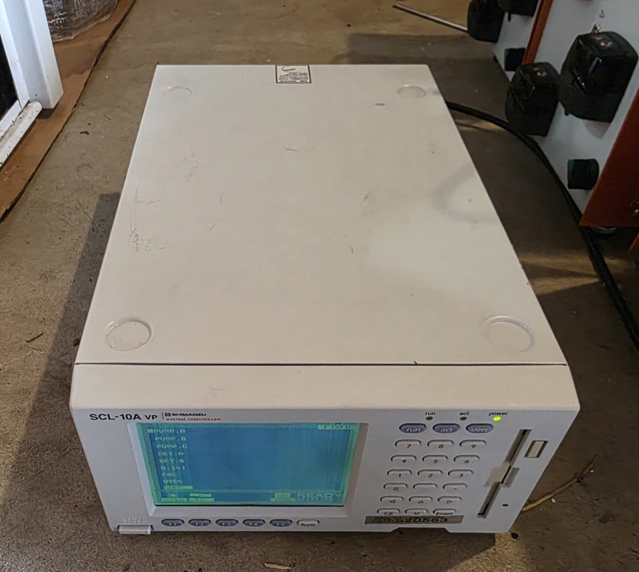 Shimadzu HPLC LOT SIL-HTA SIL-10AF x2 LC-20AT SCL-10AVP x3 DGU-14A x7 FCV-10ALVP x2 SN:L20013900027, photo 1 of 99