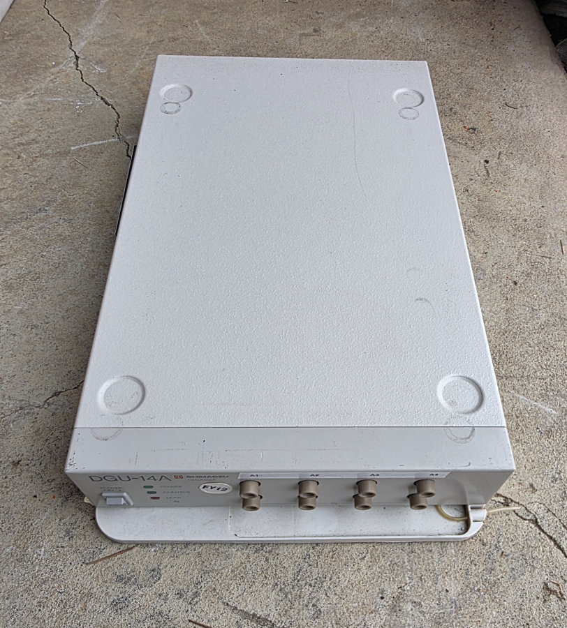 Shimadzu HPLC LOT SIL-HTA SIL-10AF x2 LC-20AT SCL-10AVP x3 DGU-14A x7 FCV-10ALVP x2 SN:L20013900027, photo 46 of 99