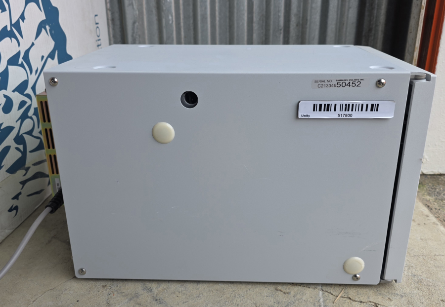 Shimadzu HPLC LOT SIL-HTA SIL-10AF x2 LC-20AT SCL-10AVP x3 DGU-14A x7 FCV-10ALVP x2 SN:L20013900027, photo 68 of 99