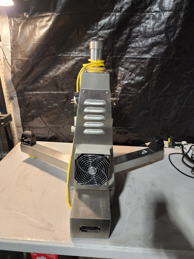 Genesis Machinery Products Type LW Benchtop vial crimper machine; SN:LW-318, photo 5 of 6