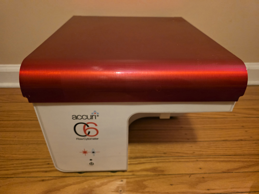 Accuri C6 Flow Cytometer with Computer; s/n 3122, photo 2 of 40