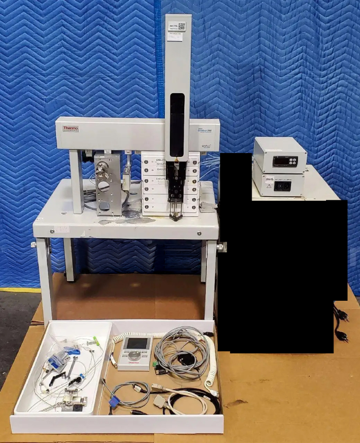 Thermo Scientific Dionex UltiMate 3000 XRS Open Autosampler OAS-3600TXRS, photo 1 of 22
