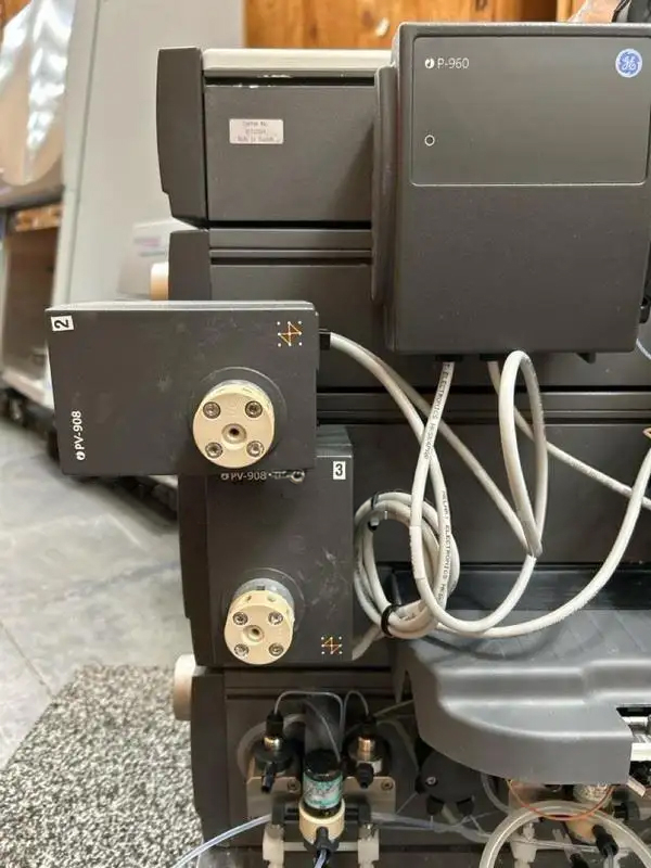 AKTA AKTApurifier 10 FPLC System 18-1400-00; S/N 01213544, photo 4 of 13