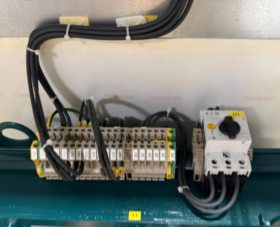 ISMET DAWN-G 15,0 Transformer, 15,000 VA, 3x200-208V, 3-phase, IP 54, Frequency 50/60 Hz, Insulation Class F, Dry-type cooling, nach DIN EN 61558, VDE 0570 T2-1 UL, EN 60085, Serial Number: 22052806/1, photo 8 of 12