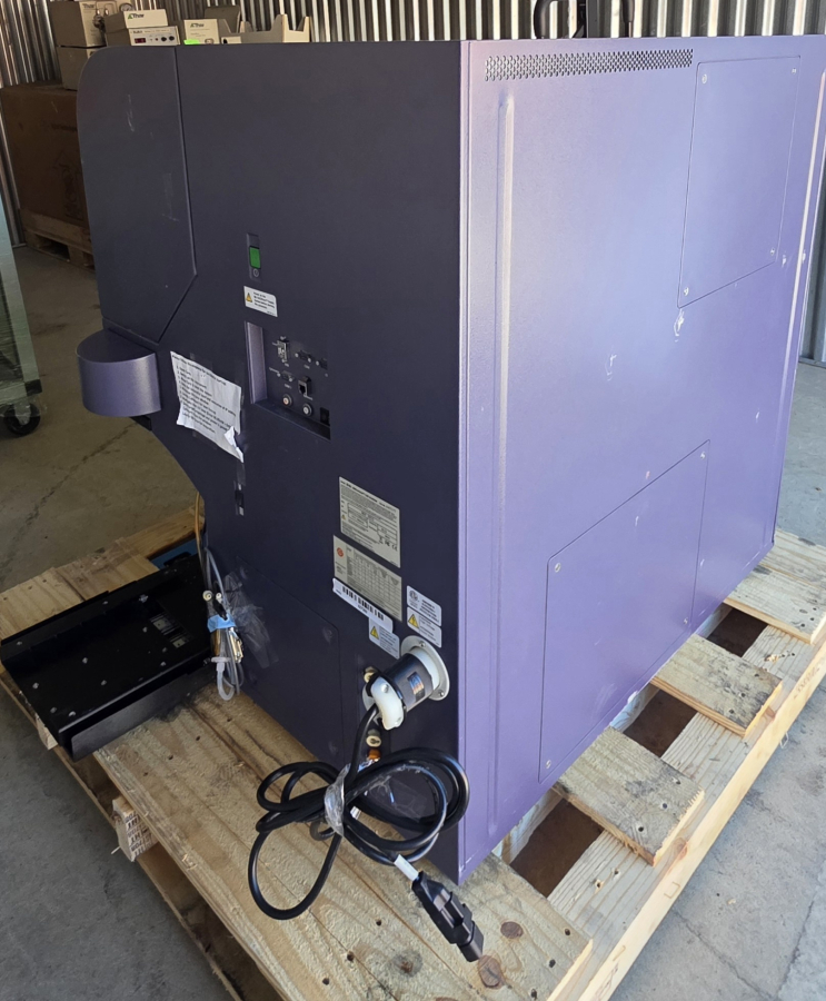 BD Biosciences LSRFortessa Cell Analyzer; S/N H64717700119, photo 7 of 54