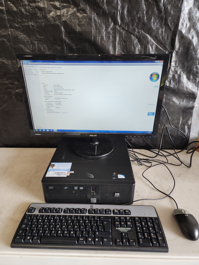 Roche LightCycler 480 II /96 PCR System includes computer with software; S/N 29451, photo 12 of 14