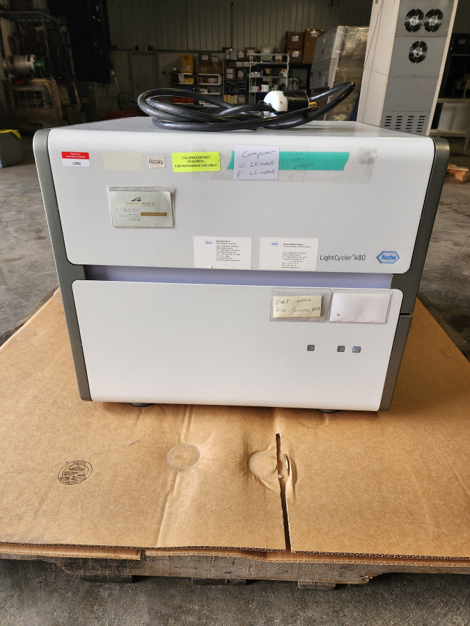 Roche LightCycler 480/96 PCR System includes computer; S/N 20549, photo 5 of 16