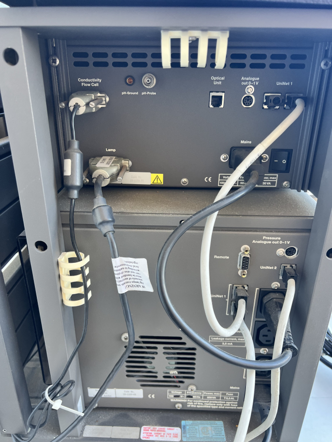 Amersham Biosciences AKTA FPLC includes UPC-900, P-920, M-925, INV-907, CU-950. S/N 01089133, photo 3 of 9