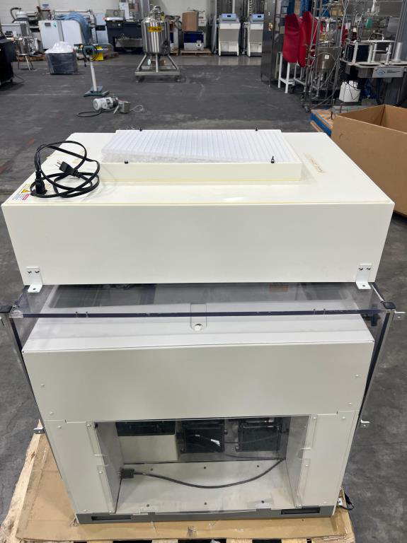 Beckman Coulter Biomek NX MC Workstation With fan and filter boxes, photo 5 of 15