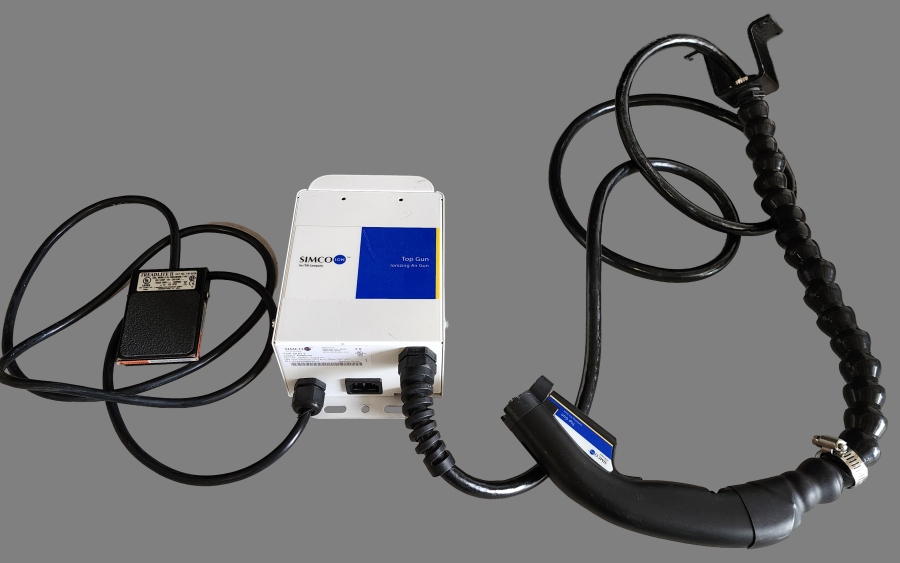Simco-Ion Top Gun 3 Ionizing Air Gun with Sidekick Control Unit & Foot Pedal, photo 1 of 9