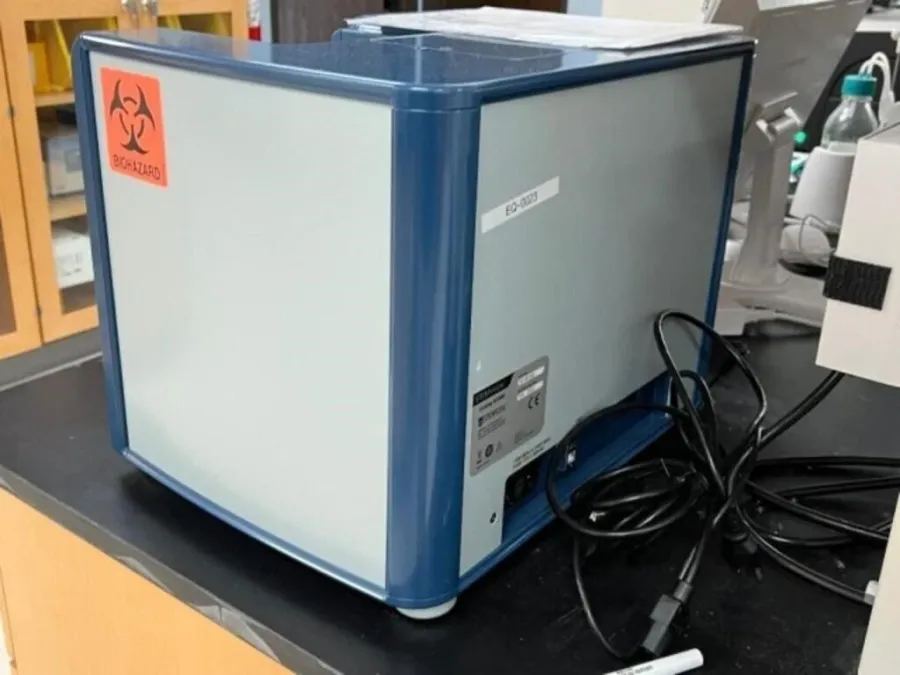 2021 STEMCELL STEMvision Colony Counter, photo 16 of 17