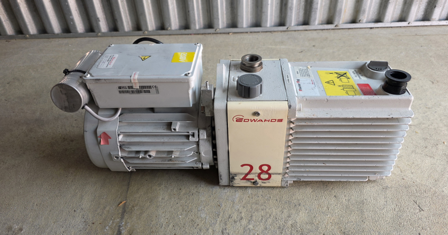 Agilent G6520B 6520 Accurate-Mass Q-TOF LC/MS Mass Spectrometer W/ Flight Tube; S/N US10422004, VIN/Serial 80220220, photo 9 of 48