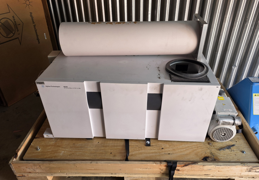Agilent G6520B 6520 Accurate-Mass Q-TOF LC/MS Mass Spectrometer W/ Flight Tube; S/N US10422004, VIN/Serial 80220220, photo 45 of 48