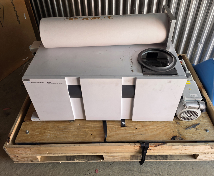 Agilent G6520B 6520 Accurate-Mass Q-TOF LC/MS Mass Spectrometer W/ Flight Tube; S/N US10422004, VIN/Serial 80220220, photo 46 of 48