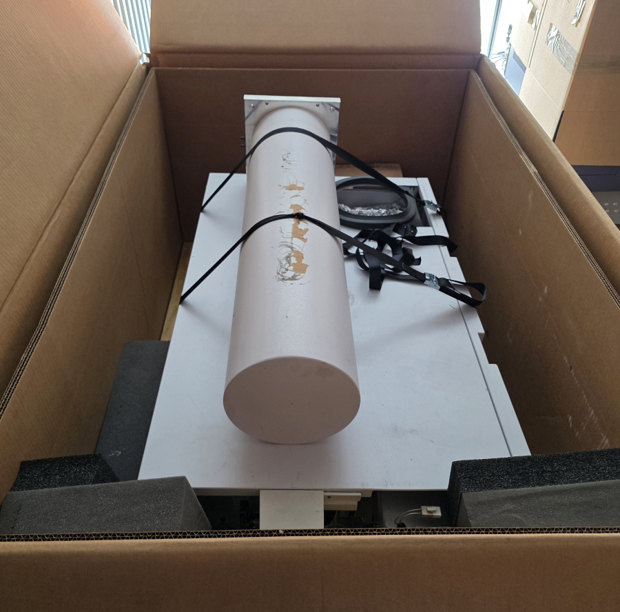 Agilent G6520B 6520 Accurate-Mass Q-TOF LC/MS Mass Spectrometer W/ Flight Tube; S/N US10422004, VIN/Serial 80220220, photo 47 of 48