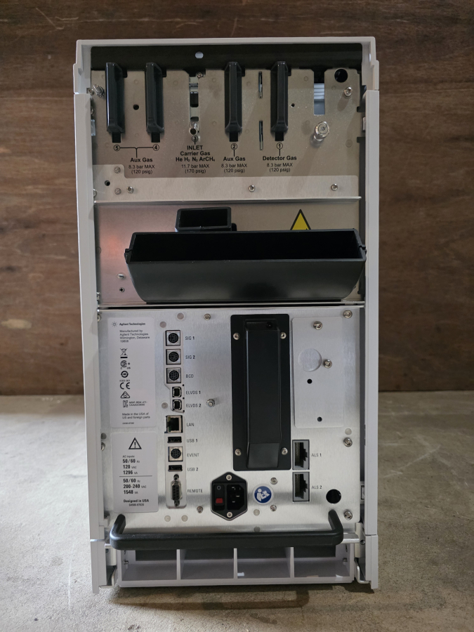 Agilent Intuvo 9000 Benchtop Gas Chromatograph System; S/N US21180001, photo 15 of 46