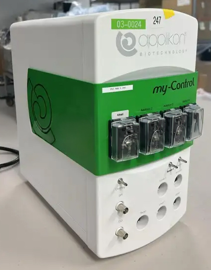 Getinge Applikon Biotechnology my-Control Bioreactor Controller Z310210012 (2020) Green [03-0024] - Custom Config: Manual needle valve on O₂ channel, overlay gas configured; SN: A170616-2000272, photo 5 of 5