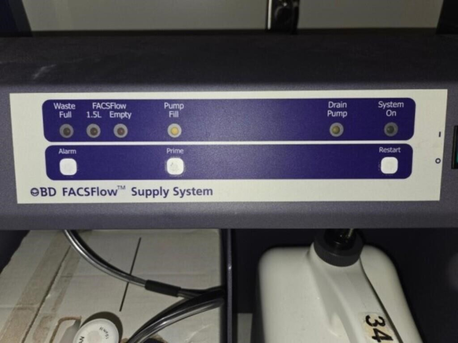 BD Biosciences LSRFortessa 647794L6 Cell Analyzer-Flow Cytometer System, 647701 HTS, HP Z230 Workstation, Fluidics Cart, ONEAC Conditioned PS; Rolling Table, photo 15 of 105